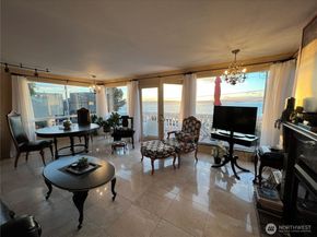 4030 Beach Drive SW, Seattle WA 98116