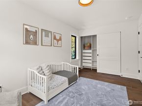 6917 57th Avenue NE, Seattle WA 98115