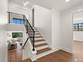 6917 57th Avenue NE, Seattle WA 98115