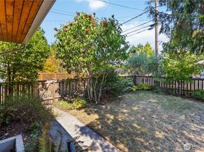 10523 Evanston Avenue N, Seattle WA 98133