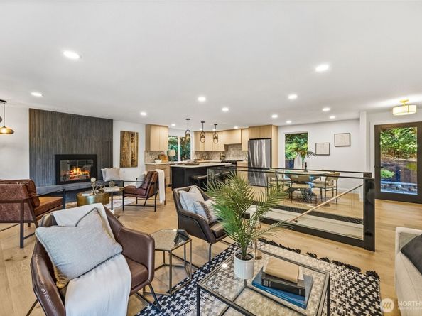 15909 175th Avenue NE, Woodinville WA 98072