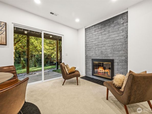 15909 175th Avenue NE, Woodinville WA 98072