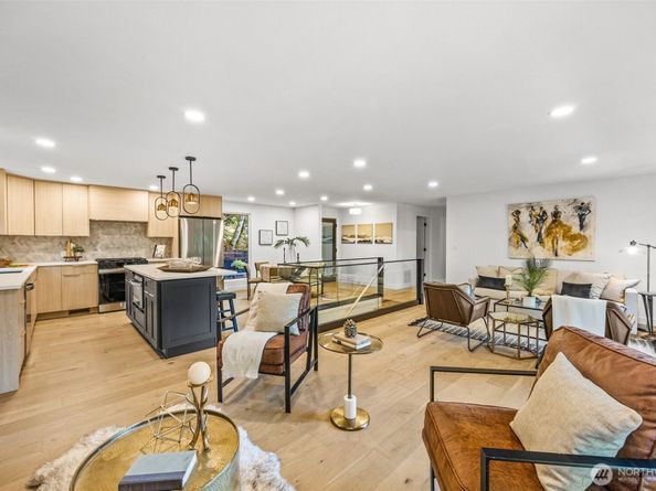 15909 175th Avenue NE, Woodinville WA 98072