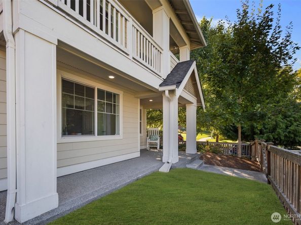 6561 30th Place SW, Seattle WA 98126