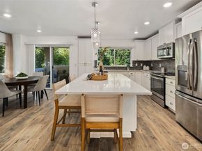 6561 30th Place SW, Seattle WA 98126