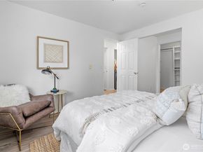 19230 Forest Park Drive NE K335, Lake Forest Park WA 98155