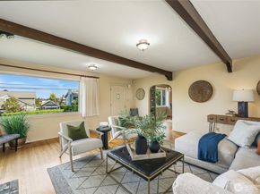 4515 SW 100th Street, Seattle WA 98146