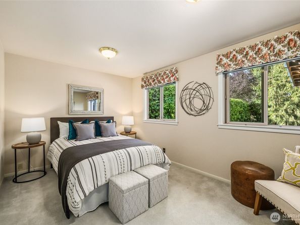 4515 SW 100th Street, Seattle WA 98146