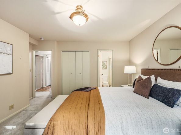 4515 SW 100th Street, Seattle WA 98146