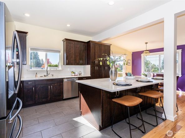 3905 NE 6th Street, Renton WA 98056