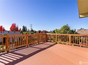 3905 NE 6th Street, Renton WA 98056