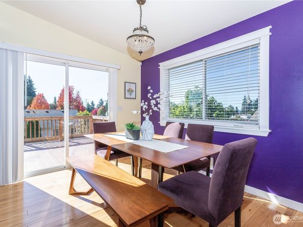 3905 NE 6th Street, Renton WA 98056
