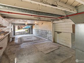 924 3rd Avenue W, Seattle WA 98119
