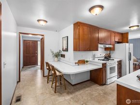 13819 139th Avenue SE, Renton WA 98059