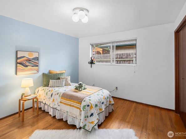 13819 139th Avenue SE, Renton WA 98059