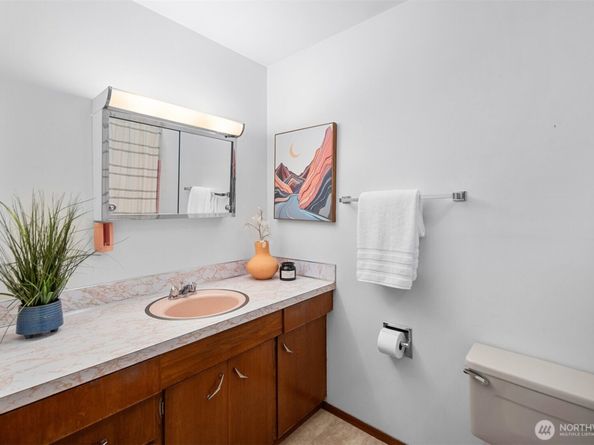 13819 139th Avenue SE, Renton WA 98059