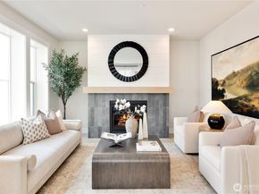 14331 149th Place NE 43, Woodinville WA 98072