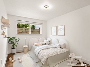 8826 10th Avenue SW, Seattle WA 98106