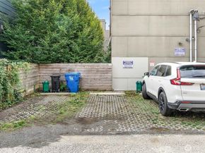 1211 S Grand Street, Seattle WA 98144