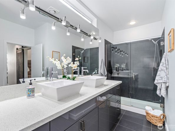 1211 S Grand Street, Seattle WA 98144