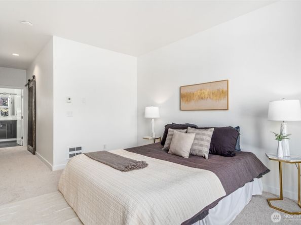 1211 S Grand Street, Seattle WA 98144