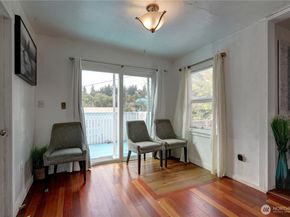 20705 13th Avenue S, SeaTac WA 98198