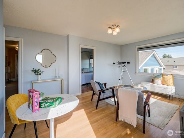 1638 Palm Avenue SW, Seattle WA 98116