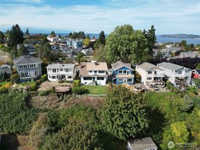 1638 Palm Avenue SW, Seattle WA 98116