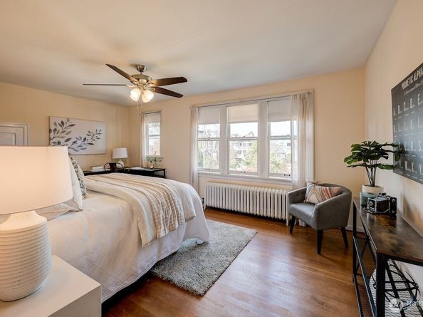 1638 Palm Avenue SW, Seattle WA 98116