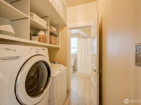 1638 Palm Avenue SW, Seattle WA 98116