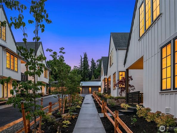 2218 NE 125th Street, Seattle WA 98125