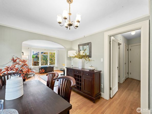 4903 Linden Avenue N 3, Seattle WA 98103