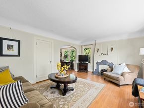 4903 Linden Avenue N 3, Seattle WA 98103