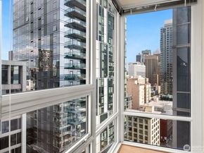 121 Stewart Street 1502, Seattle WA 98101