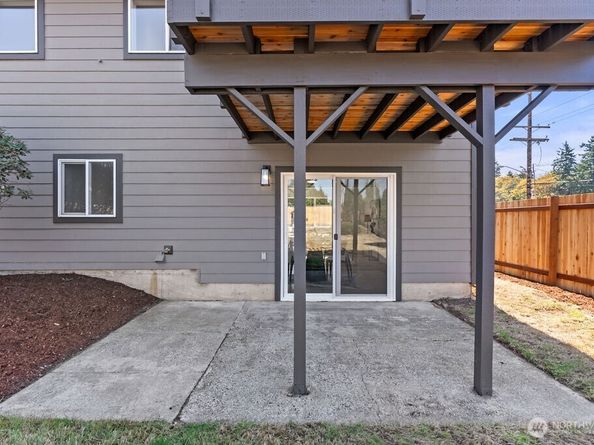 11602 SE 210th Place, Kent WA 98031