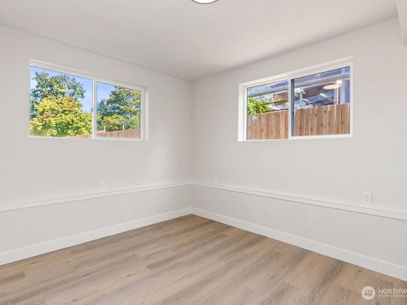 11602 SE 210th Place, Kent WA 98031