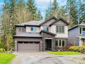 7230 NE 129th St, Kirkland WA 98034
