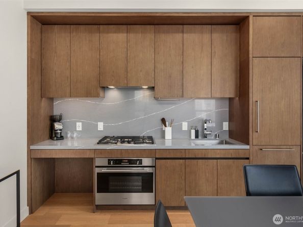 121 Stewart Street 1701, Seattle WA 98101
