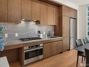 121 Stewart Street 1701, Seattle WA 98101