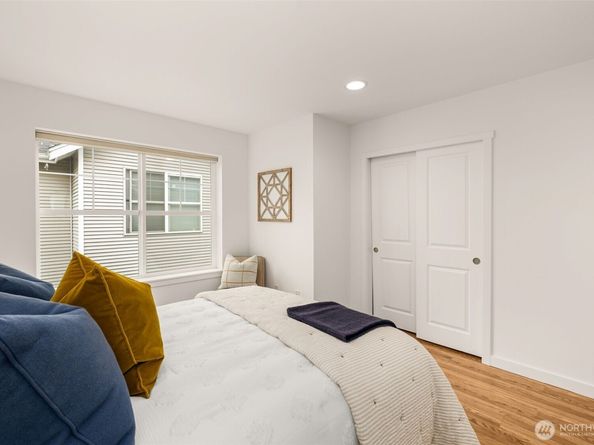 12018 31st Avenue NE, Seattle WA 98125