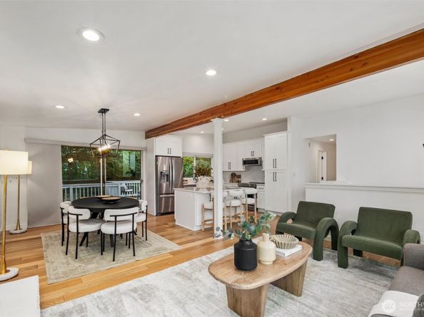 201 165th Avenue NE, Bellevue WA 98008