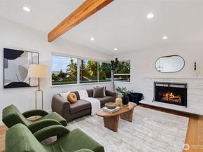 201 165th Avenue NE, Bellevue WA 98008