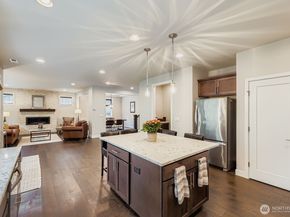 13530 NE 128th Place, Kirkland WA 98034