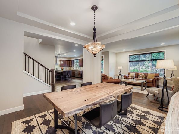 13530 NE 128th Place, Kirkland WA 98034