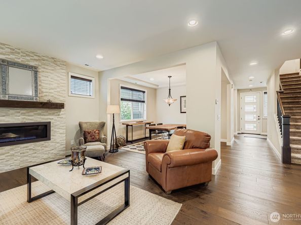 13530 NE 128th Place, Kirkland WA 98034