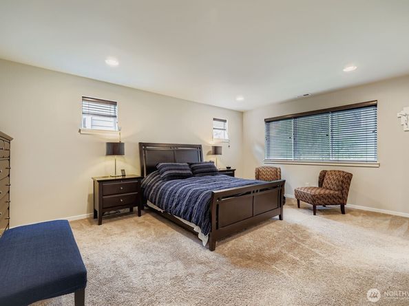 13530 NE 128th Place, Kirkland WA 98034