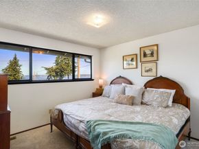 6809 SW Maury Park Road, Vashon WA 98070