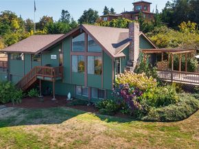 6809 SW Maury Park Road, Vashon WA 98070