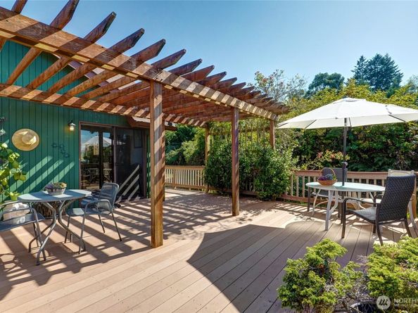 6809 SW Maury Park Road, Vashon WA 98070