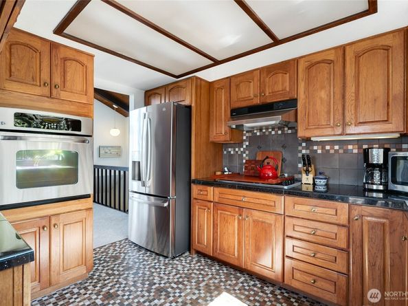 6809 SW Maury Park Road, Vashon WA 98070